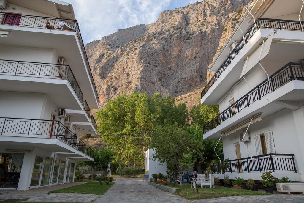 Philoxenia Apartments Kryonéri Exterior foto