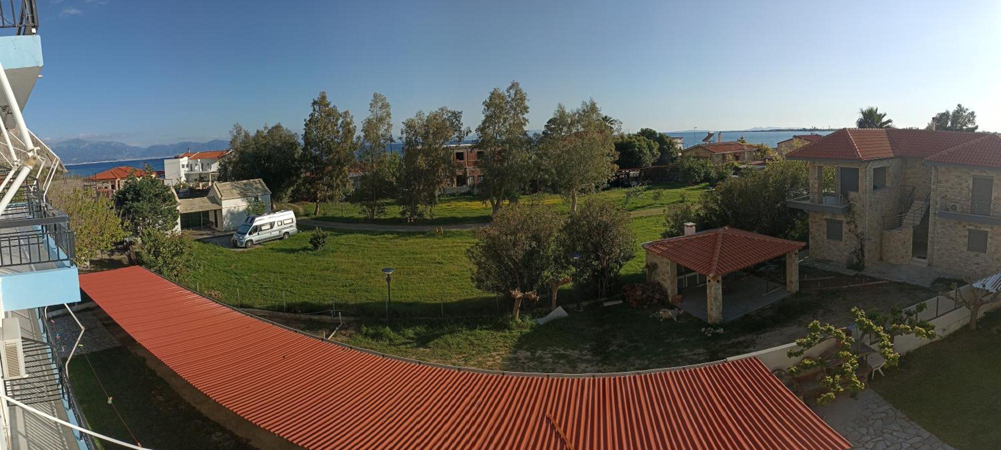 Philoxenia Apartments Kryonéri Exterior foto